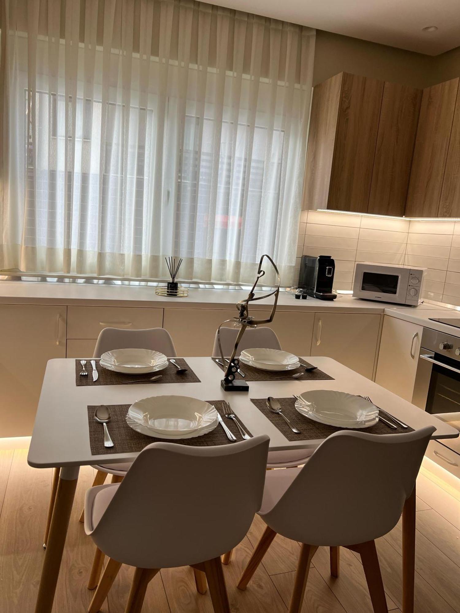 Metropolitan Charm: Cozy 1Br In 7Min To Skanderbeg Apartamento Tirana Exterior foto